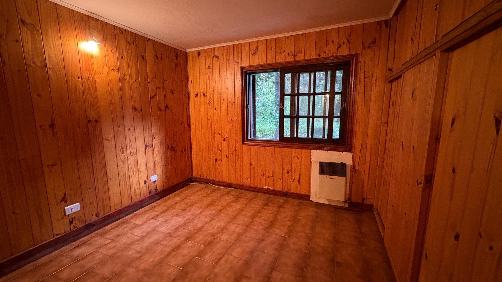 CASA + DEPARTAMENTO - CABRAL Y SOLIS, VALERIA DEL MAR