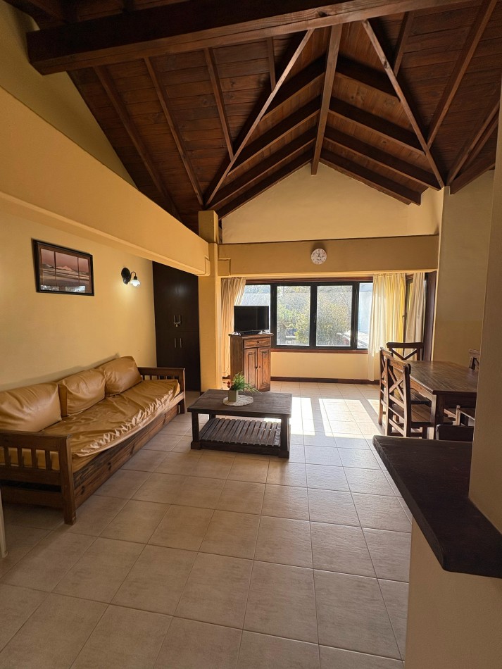 Departamento 2° Piso a 150 mts de la playa