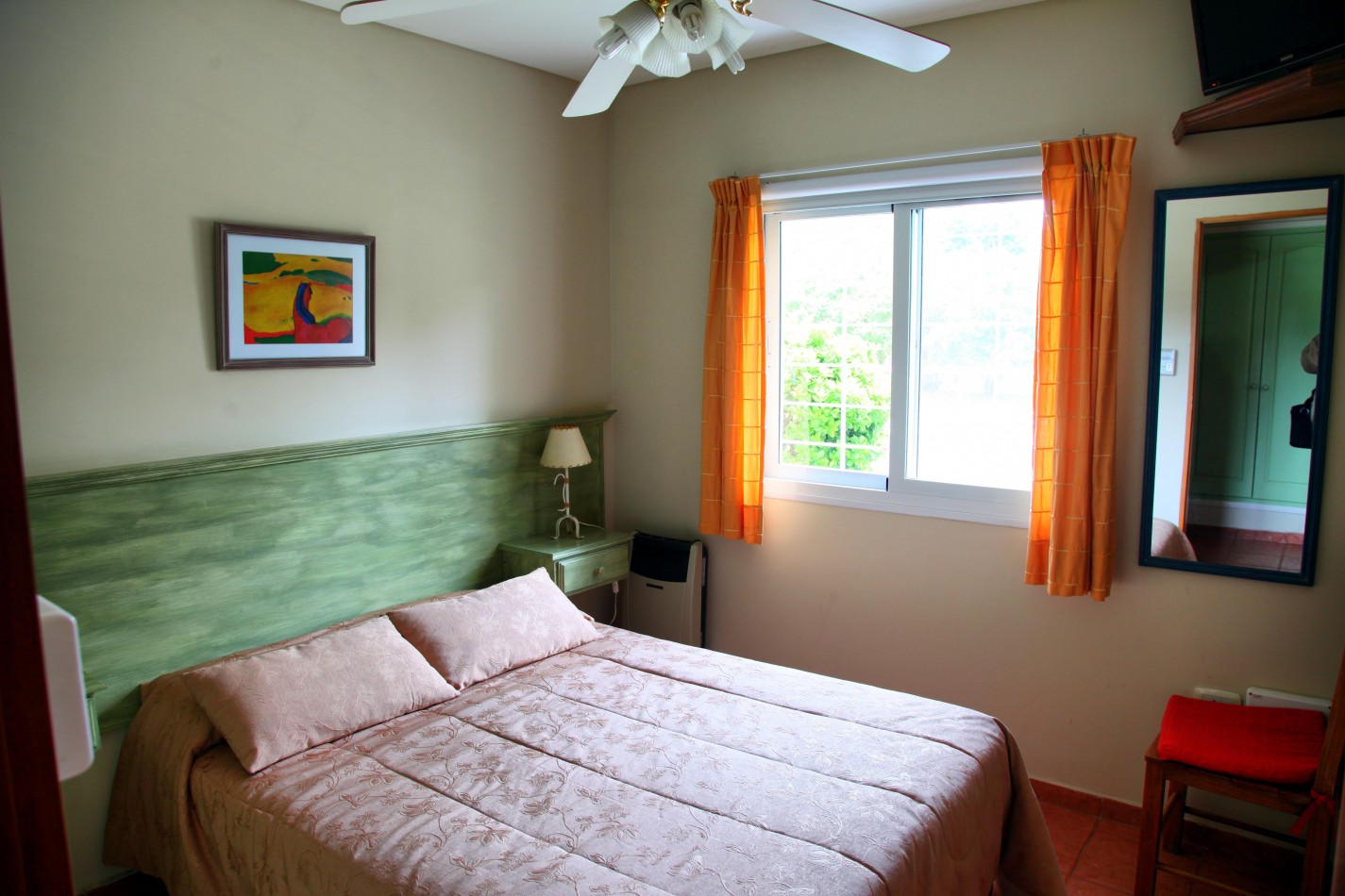 EN VENTA COMPLEJO EN BLOQUE O 5 DUPLEX SUBDIVIDIDOS
