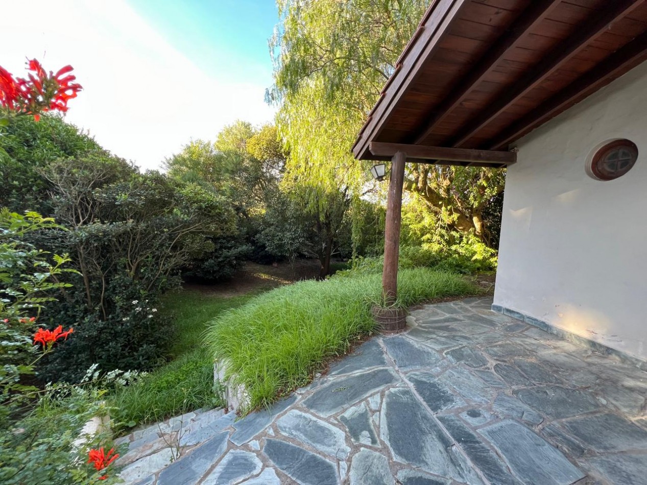 EN VENTA DOS DEPARTAMENTOS SOBRE LOTE MULTIFAMILIAR - VALERIA DEL MAR