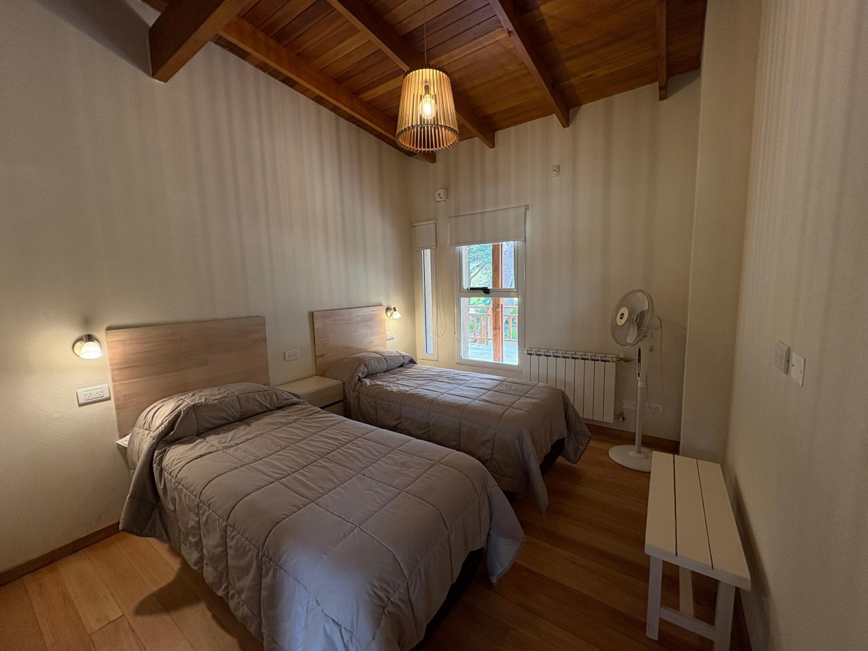 HERMOSA CASA EN VENTA - 3 HABITACIONES - Valeria del Mar