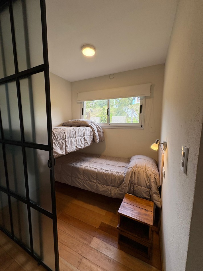 HERMOSA CASA EN VENTA - 3 HABITACIONES - Valeria del Mar