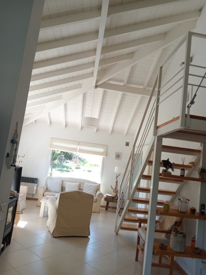 ALQUILER TEMPORADA 2026.  Casa en Mar de Ostende / Valeria del Mar.