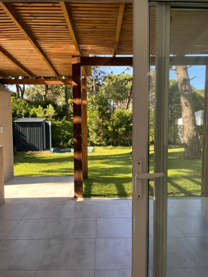 ALQUILER FIN DE SEMANA LARGO MARZO 20/21/22/23/24- Casa a ESTRENAR Valeria del Mar. 