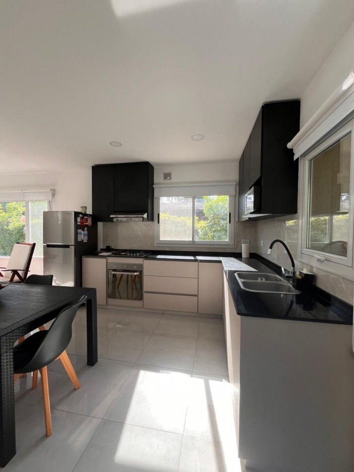 ALQUILER FIN DE SEMANA LARGO MARZO 20/21/22/23/24- Casa a ESTRENAR Valeria del Mar. 