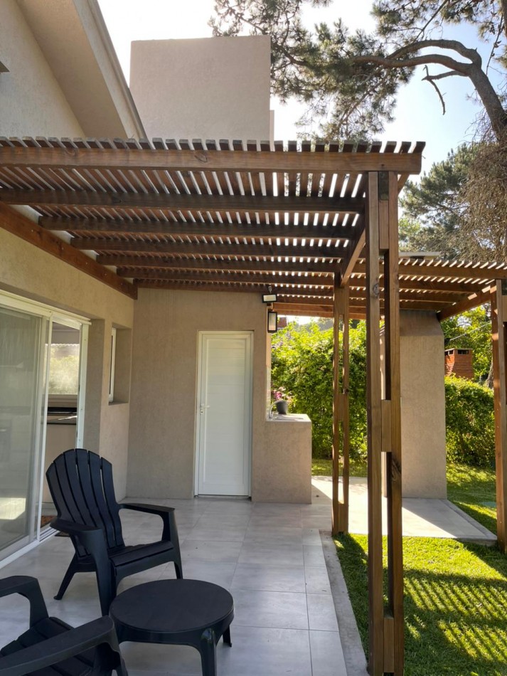 ALQUILER FIN DE SEMANA LARGO MARZO 20/21/22/23/24- Casa a ESTRENAR Valeria del Mar. 