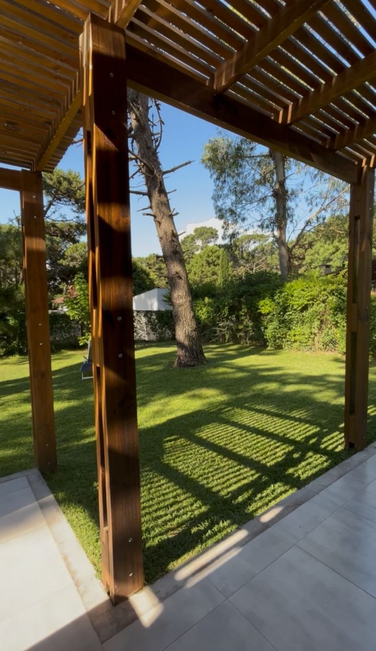 ALQUILER FIN DE SEMANA LARGO MARZO 20/21/22/23/24- Casa a ESTRENAR Valeria del Mar. 