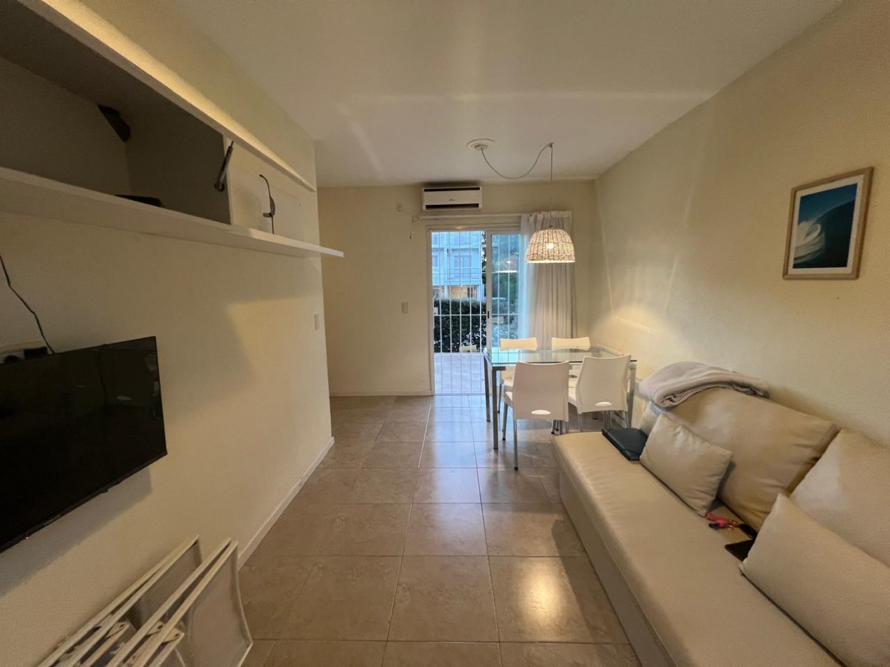 VENTA DEPARTAMENTO MAR DE OSTENDE - PINAMAR a poco metros del mar