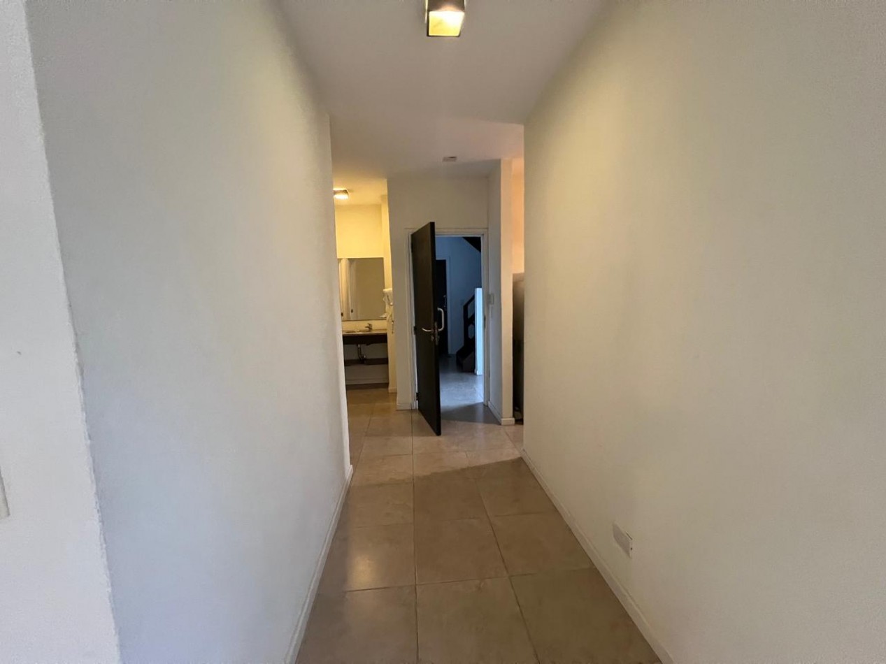 VENTA DEPARTAMENTO MAR DE OSTENDE - PINAMAR a poco metros del mar