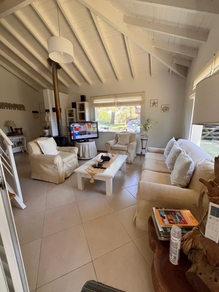 ALQUILER TEMPORADA 2026.  Casa en Mar de Ostende / Valeria del Mar.