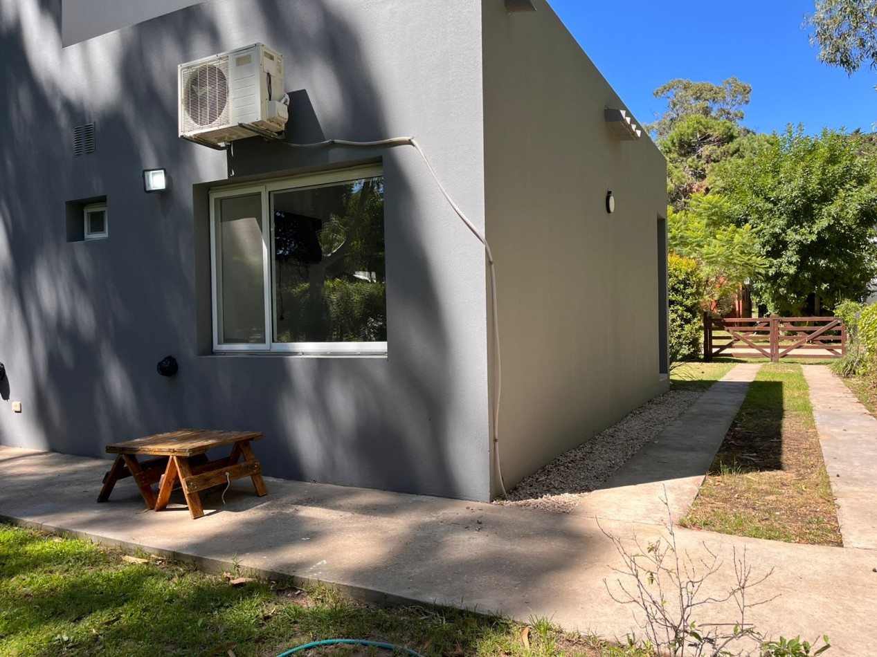 Venta casa  Valeria del Mar - Pinamar (con GAS NATURAL)