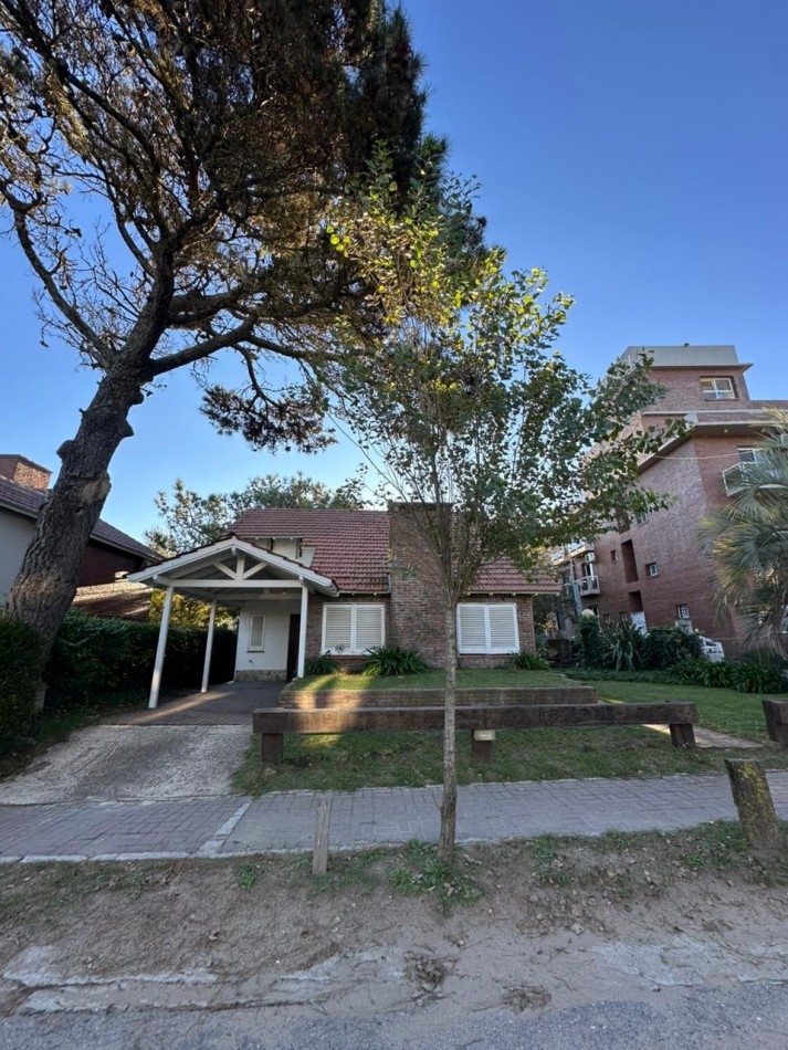 Casa en alquiler en Valeria del Mar - Excelente ubicacion cerca del mar y Carilo