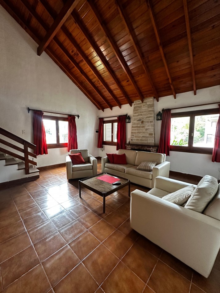 Casa en alquiler en Valeria del Mar - Excelente ubicacion cerca del mar y Carilo