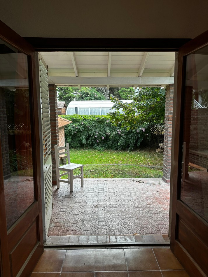 Casa en alquiler en Valeria del Mar - Excelente ubicacion cerca del mar y Carilo