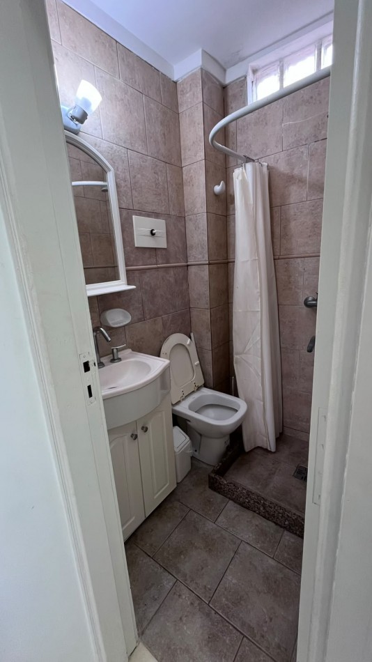 Hermoso departamento con VISTA AL MAR, 3 ambientes c/estacionamiento, Zona Muelle (GAS NATURAL)