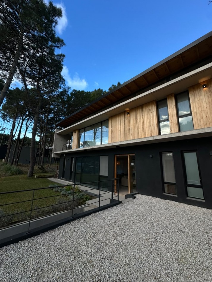 Casa exclusiva - Pioneros, Pinamar 