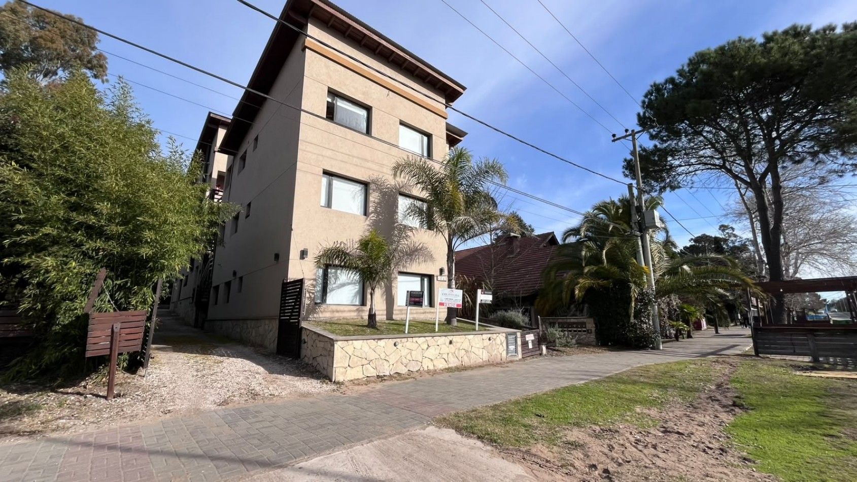 DEPARTAMENTO 3 AMBIENTES- VALERIA POINT