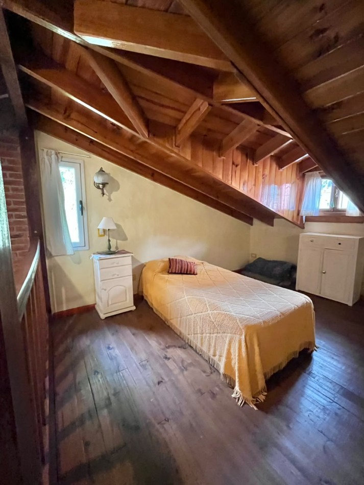 Casa en venta a 200 mts de la playa Valeria del Mar- Pinamar