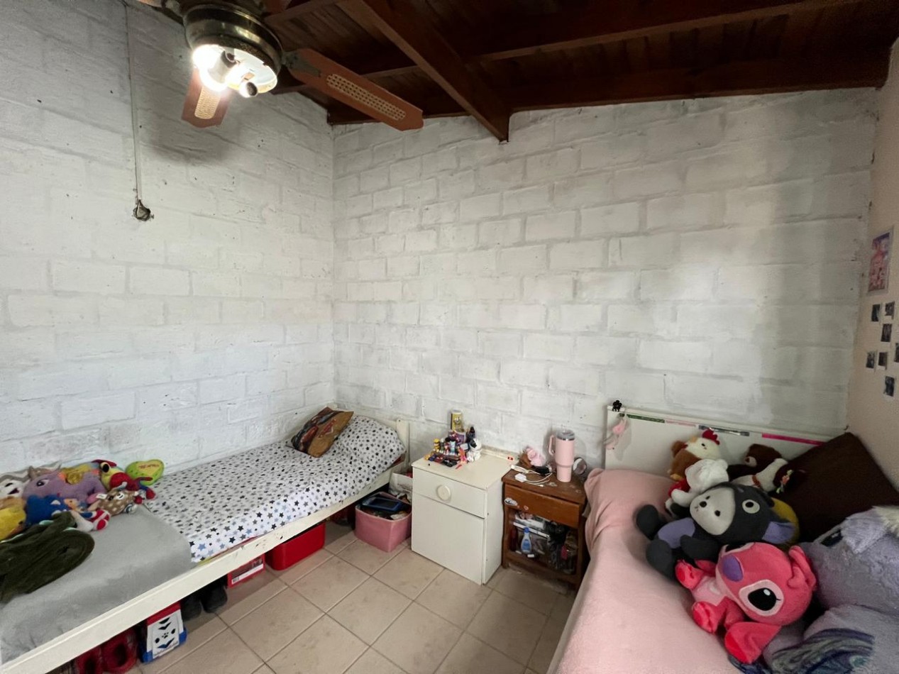 Venta de Casa mas Departamento en Ostende-Pinamar