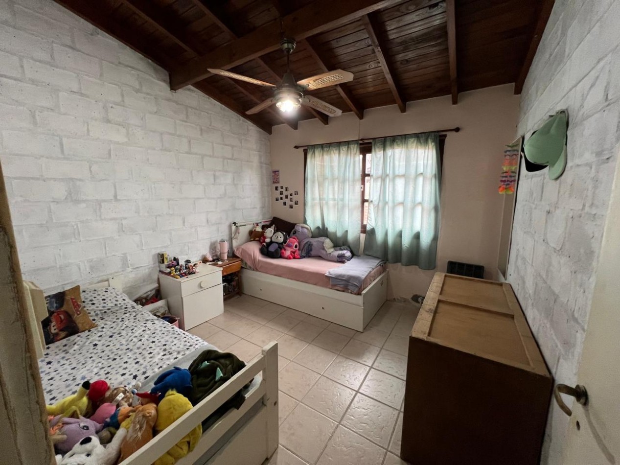 Venta de Casa mas Departamento en Ostende-Pinamar