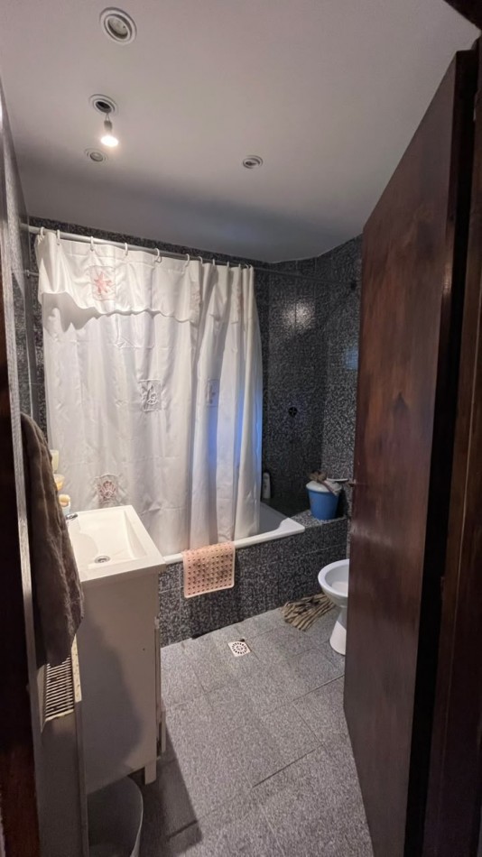 Casa en venta en Valeria del Mar - 205m2 Excelente ubicacion a 5 cuadras del mar y 1 del centro