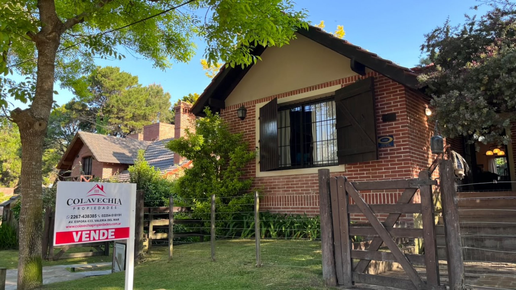 Casa en venta en Valeria del Mar - 205m2 Excelente ubicacion a 5 cuadras del mar y 1 del centro