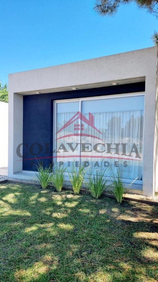 Hermosa casa amueblada en Costa Esmeralda. Sector GOLF - lote 07