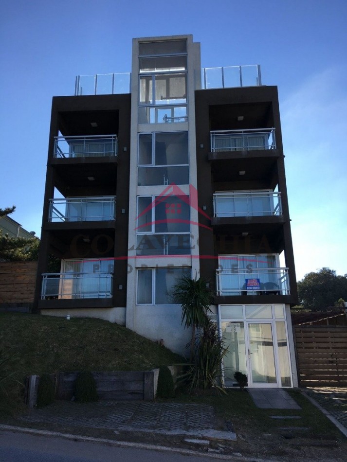 DEPARTAMENTO CON VISTA AL MAR