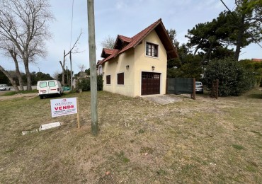 VENTA CASA SOBRE AVENIDA LA PLATA 